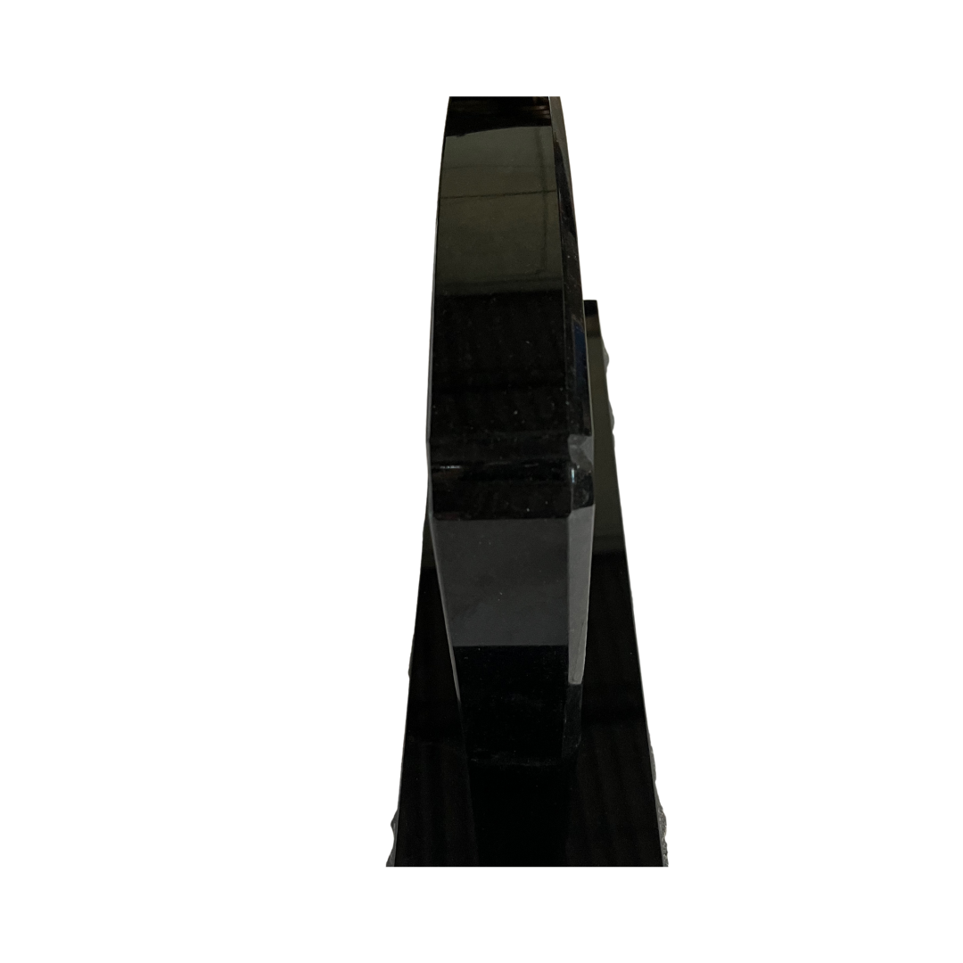 Upright pet monument